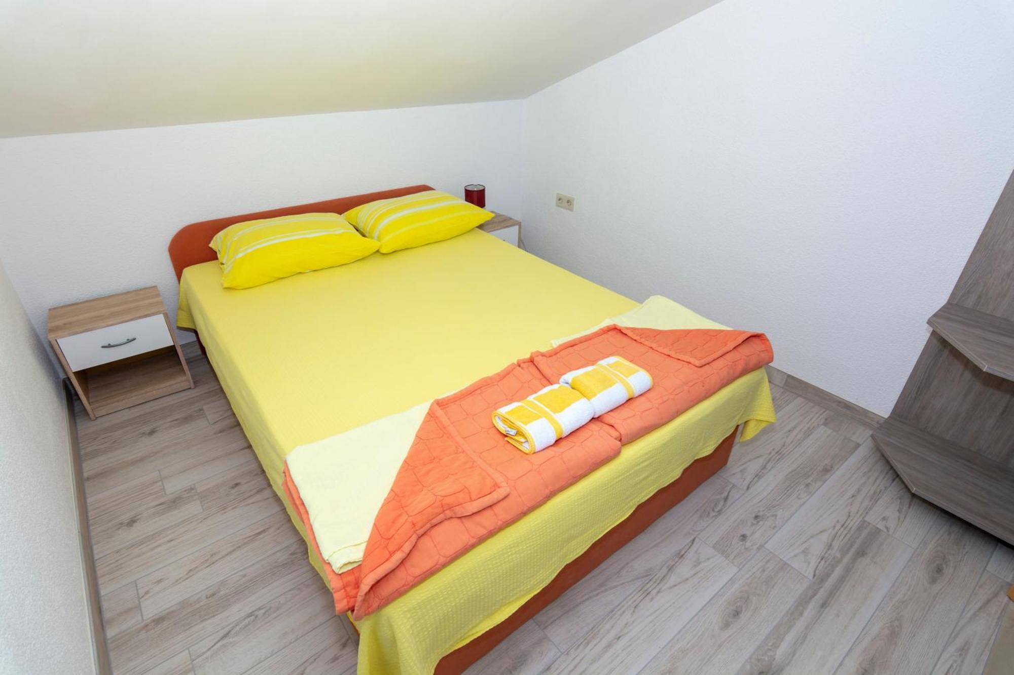 Apartmani Filip Pag Town Εξωτερικό φωτογραφία